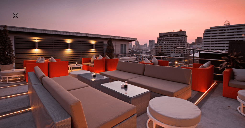 Aesthetic rooftop captions for Instagram, emphasizing style and breathtaking views.