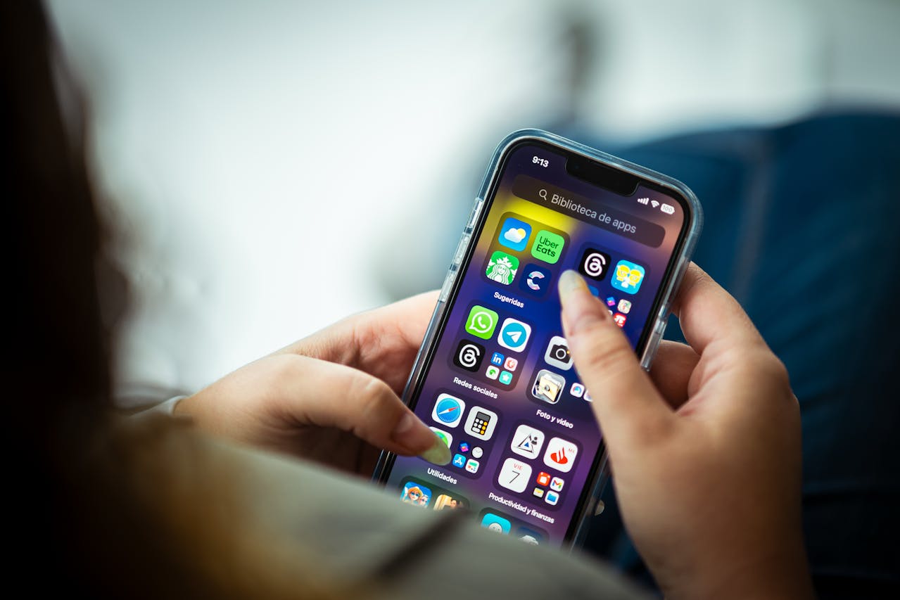 AI and Machine Learning: Transforming Mobile App Personalisation